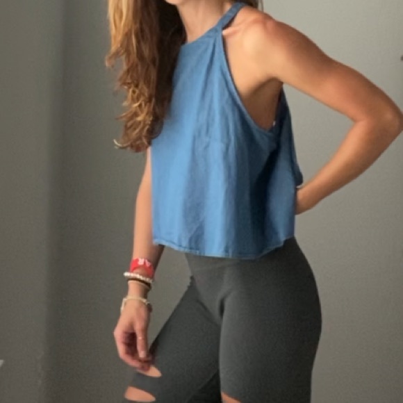 SOLD ❌ Backless Denim Crop Tank - Picture 3 of 7